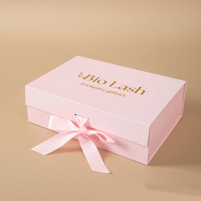 소상공인 특유의 리본 양말 맞춤 럭셔리 카드보드 크리스마스 선물 상자 자석 폐쇄와 UV 라미네이션