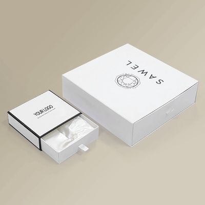 비닐 포장용 록된 사틴 배열된 딱딱한 카드보드 슬라이딩 드로어 선물 상자