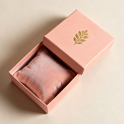 맞춤 디자인 럭셔리 선물 상자 엠보싱 그린 하드 종이 쥬얼리 박스 링 및 귀걸이 패션 액세서리 보관용