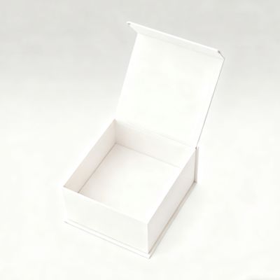 A5 Shallow Empty Black Magnetic Gift Boxes For Retail Packing Paperboard With Stamping Vanishing Printing