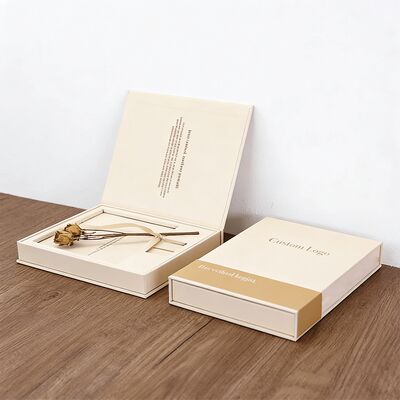 맞춤형 로고 패션 EVA 하드 보드지 마그네틱 선물 포장 상자 (스포츠 카드용)